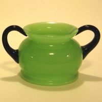 Fenton Jade & Black Cream & Sugar