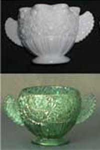 Fenton #1903 Daisy and Button Cream and Sugars