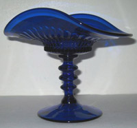 Fenton #1700 Lincoln Inn Oval Comport