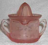 Fenton #1260 Baby Reamer with Ming Etch