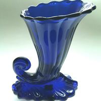 Heisey #1428 Warwick "Horn of Plenty" Vase