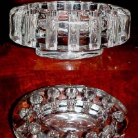 Heisey #1404/22 Old Sandwich Oval Flower Block