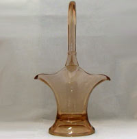 Heisey # 463 Bonnet Basket
