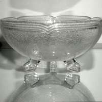 Imperial # 588 Pie Crust Bowl w/ Lotus #500 Brocade Etch