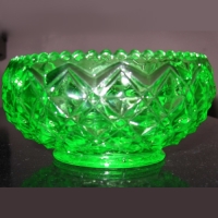 Imperial # 3306N Diamond Block Lily Bowl