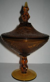 Tiffin #15326 Comport and Cover