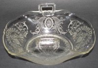 Tiffin # 5831 Handled Bon Bon