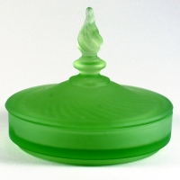 Tiffin #  331 Milady Rouge Box