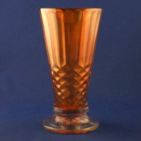 Tiffin Aunt Polly Vase