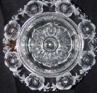 Westmoreland Floral Colonial Center Vase