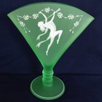 Westmoreland #1708 Fan Vase w/ Enamel Decoration