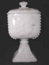 Westmoreland #1884 Beaded Grape Covered Candy