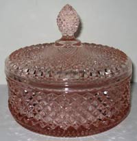 Westmoreland # 555 English Hobnail Puff Box