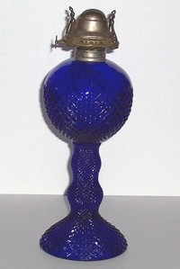 Westmoreland # 555 English Hobnail Oil Lamp