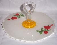 Indiana # 607 Double Fleur de Lis Center Handle Server