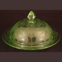 Indiana # 612 Horseshoe Butter w/ Cover