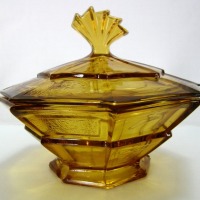 Bagley #3002 Whitby Powder / Trinket Jar