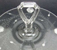 McKee # 151 Center Handle Server w/ Rose Cutting