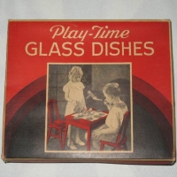 Akro Agate Play-Time Glass Dishes Box