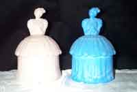 Akro Agate Colonial Lady Powder Box