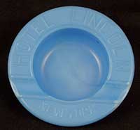 Akro Agate Hotel Lincoln Ash Tray