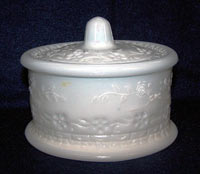 Akro Agate Powder Jar