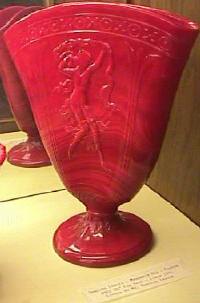 Fenton Mandarin Red Dancing Ladies Fan Vase