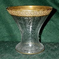 Unknown Sweet Pea Vase w/ Leaf Brocade & Gold Border