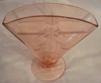 Unknown Fan Vase w/ Unknown Wheel Cut