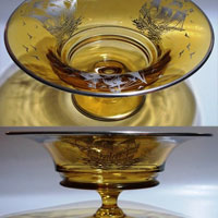 Unknown Console Bowl w/ Clipper Ship Decoration