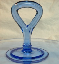 Beaumont Center Handle Server w/ Rambler Rose Border