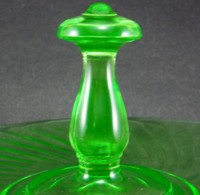 Hocking Spiral Center Handle Server