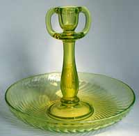 Imperial # 313 Twisted Optic Center Handled Bowl & Candle Holder