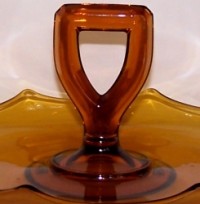 Lancaster # 602 Octagon Fruit & Nut Center Handle Tray