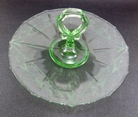 New Martinsville #  34 Center Handled Server