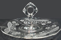 Paden City # 890 Crow's Foot Center Handled Server