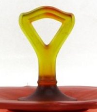 Tiffin #15310 Center Handle Server