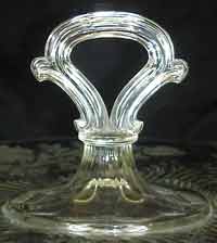 Tiffin #15360 Center Handle Server
