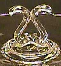 Viking #5294 Princess Center Handled Nut Bowl
