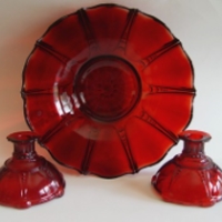 Anchor Hocking Royal Ruby Oyster & Pearl Console Set
