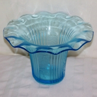 Hocking Mayfair Sweet Pea Vase