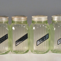 Hocking Ribbed Range Set