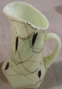 Fenton #8964 Hanging Hearts Tankard Pitcher