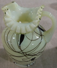 Fenton Hanging Hearts Tankard Pitcher