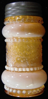 Greentown Holly Amber Shaker