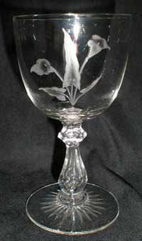 Tiffin Sand Carved Calla Lily