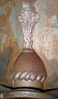 LG Wright Lion Goblet Mold