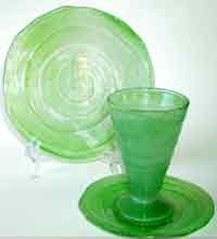 Consolidated #1100 Catalonian Vase, Plates and Tumbler
