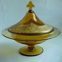 Co-Operative Flint # 519 Candy w/ Lotus # 890 Gold Decoration