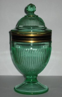 Diamond # 900 Adam's Rib Tall Covered Candy Jar